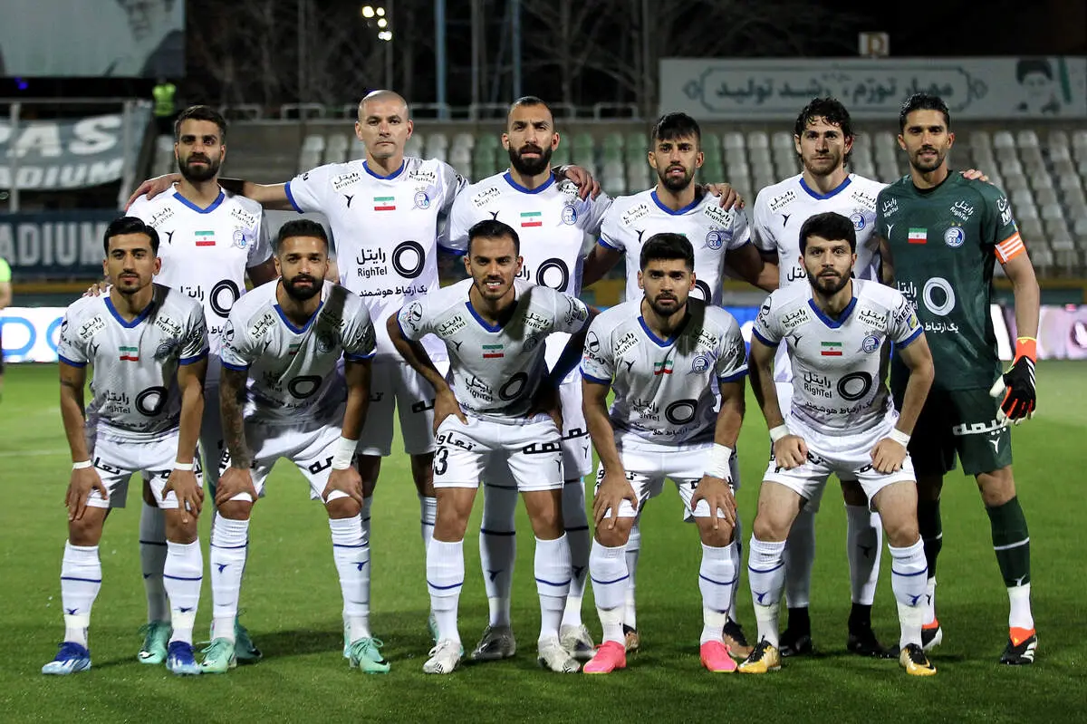 خطر فروپاشی بیخ گوش استقلال!