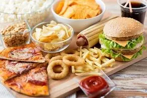 خلاقیت خنده دار مادر ایرانی در آموزش آشپزی به دختر تازه عروسش/ عکس