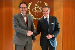 گفت‌وگوی گروسی با هیات کنترل تسلیحاتی آمریکا درباره پرونده هسته‌ای ایران