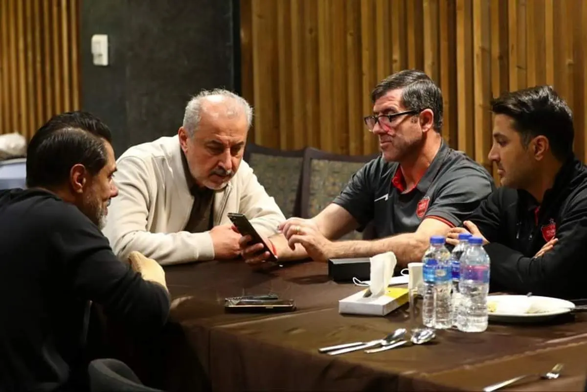 خبر خوب واتساپی برای بازیکنان پرسپولیس؛ رضا درویش به کارگروه ماموریت جدید داد