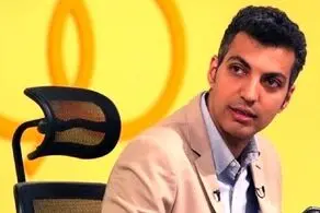 عادل فردوسی پور حقایق تکان دهنده‌ای برملا کرد / سیگار روی دستم خاموش کردند ! + ببینید