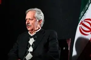 سیاستمداران جاده را هموار کنند و بپذیرند که احتمالاً ترامپ به پیروزی خواهد رسید