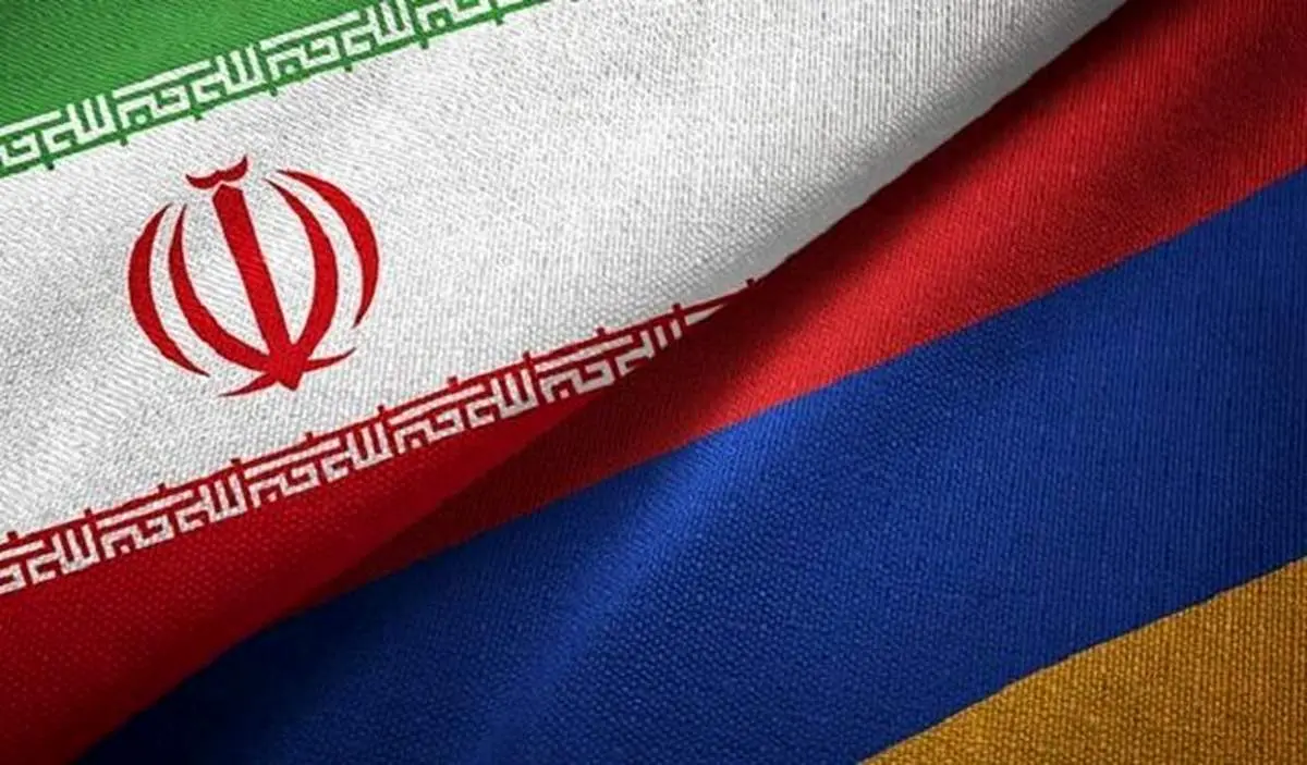 گفت‌وگوی تلفنی وزیر امور خارجه جمهوری ارمنستان با عراقچی 
