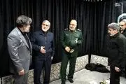محمود کریمی در کنار سردار قاآنی و سردار سلامی + ببینید 