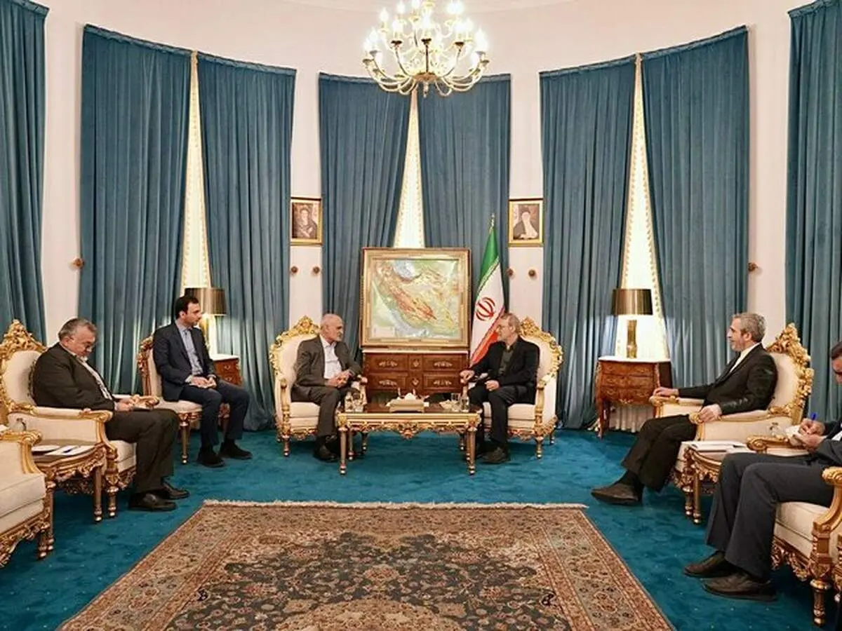 دیدار معاون سیاسی رئیس مجلس لبنان با علی لاریجانی