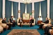 دیدار معاون سیاسی رئیس مجلس لبنان با علی لاریجانی