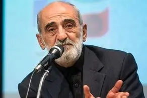 انتقاد شریعتمداری از دعوت صداوسیما از ظریف