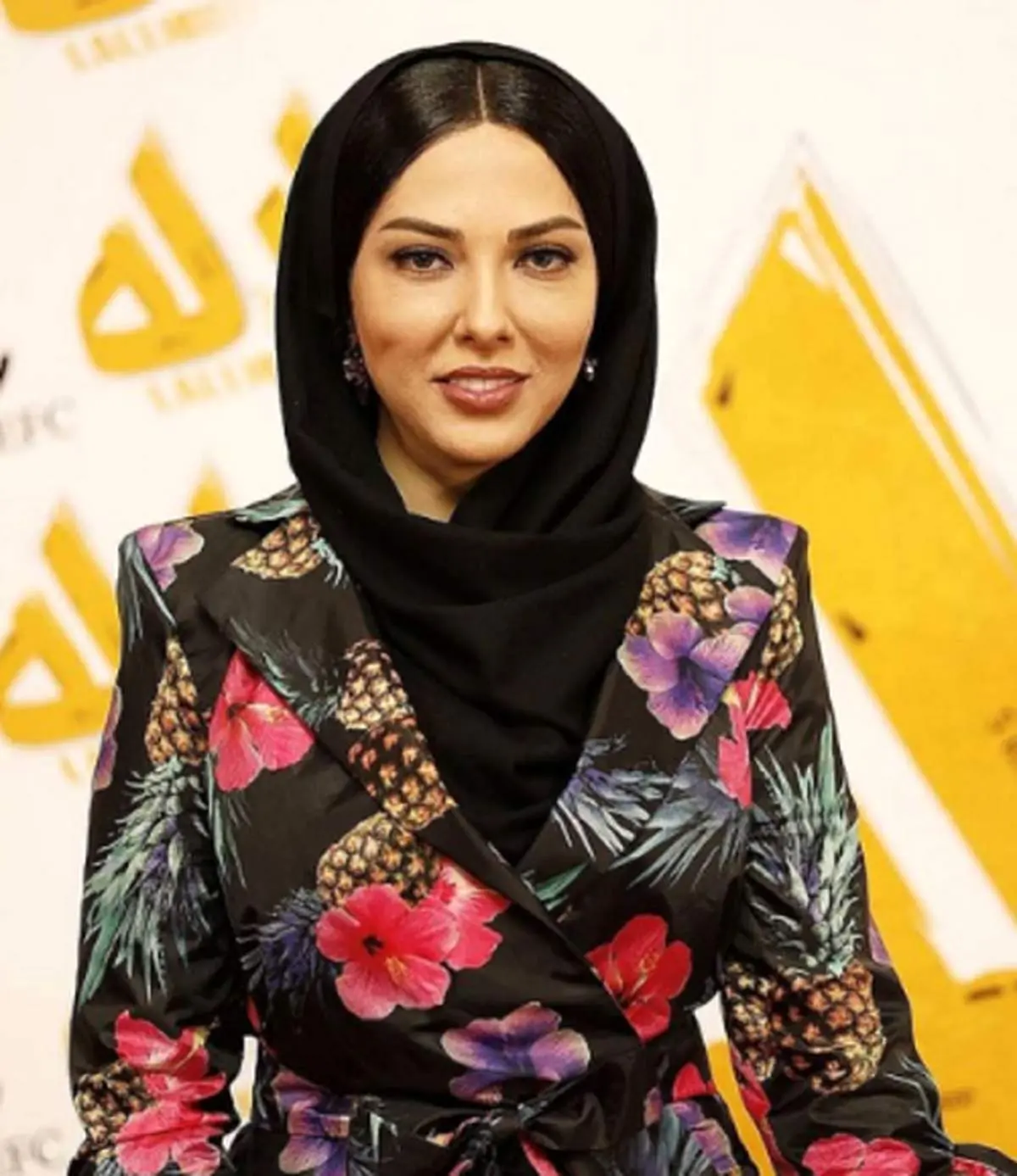 استایل متفاوت لیلا اوتادی در مسجد ابوظبی/ عکس