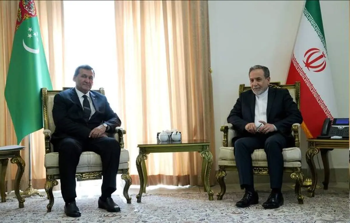 وزیر خارجه ترکمنستان با عراقچی دیدار کرد 