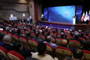 امکان ندارد با ذهن‌های بسته و رویکردهای اداری تغییر حاصل شود