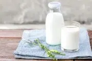 هشدار؛ خوردن شیر با این خوراکی ها ممنوع!
