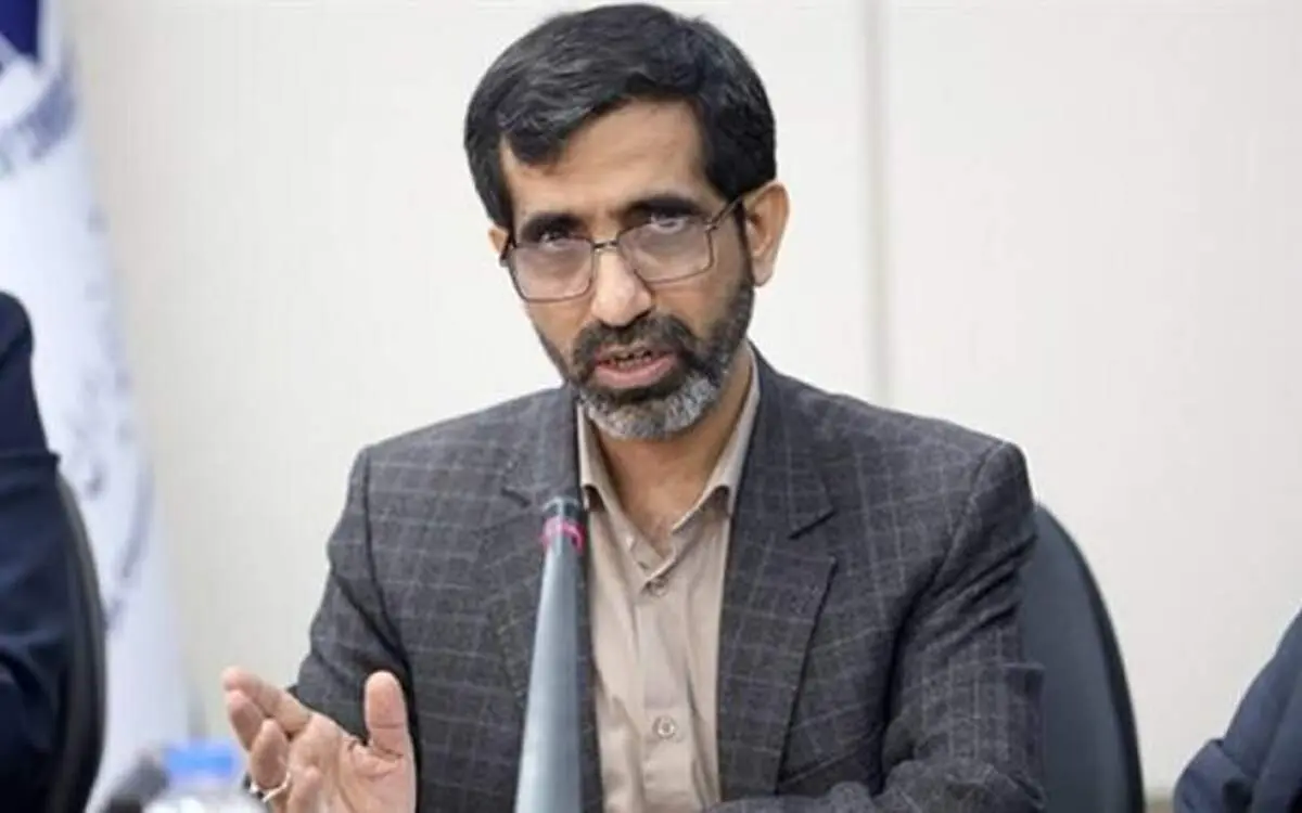 هدف منتقدان، نه نقد سیاست بلکه ترور شخصیت رئیس‌جمهور بود