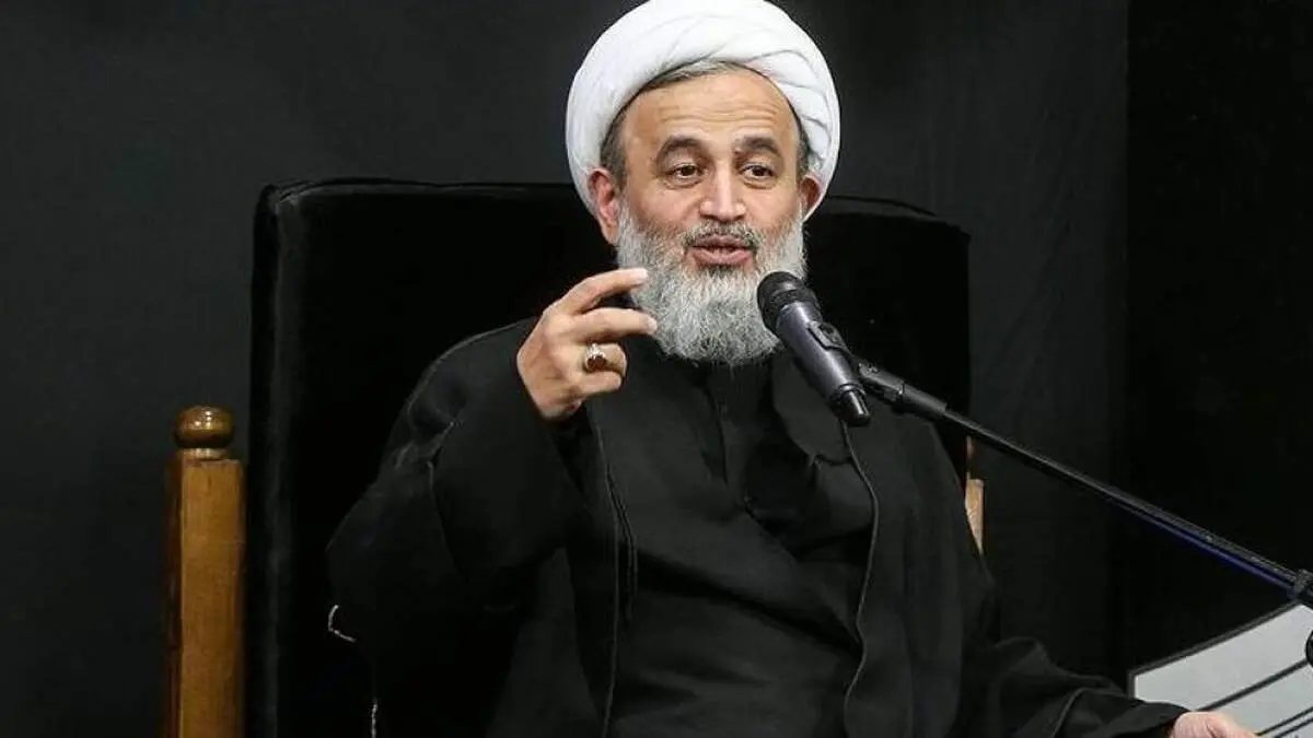 هیات نمی‌تواند سیاسی نباشد