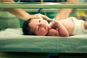 مرگ هولناک یک نوزاد در وان حمام
