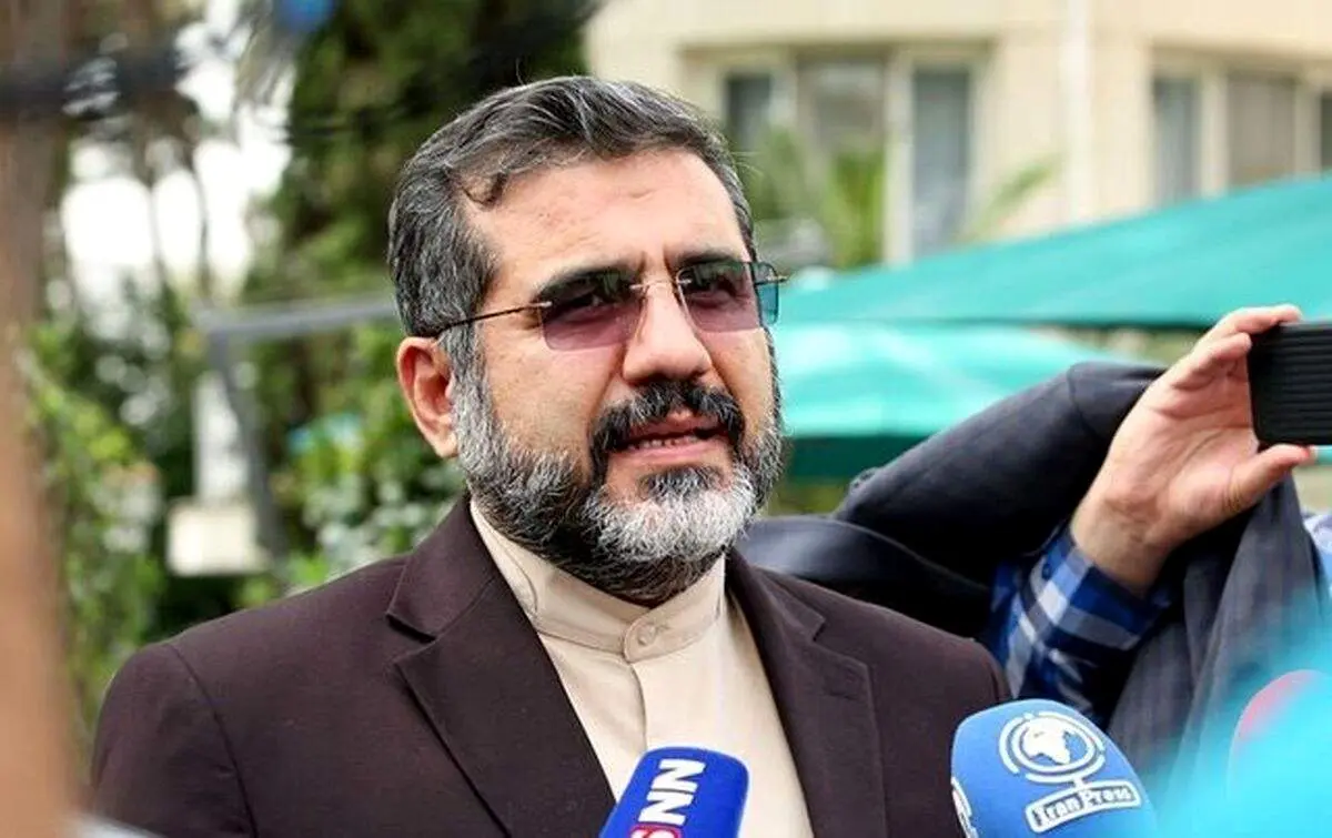 از وزیر ارشاد اصرار و از خواننده‌ها انکار!