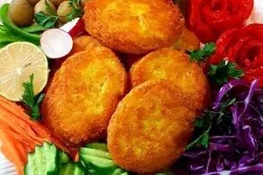 کوکو پیاز؛ غذایی بسیار ارزان قیمت و لذیذ که از خوردنش سیر نمی‌شوید!