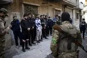 جنگجویان تحریر الشام خانه به خانه به دنبال طرفداران بشار اسد هستند + عکس 