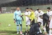 توهین عجیب گلر پرسپولیسی و احتمال محرومیت او!

