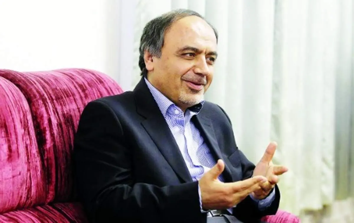 جناب جلیلی را بیش از سه دهه است که کاملا میشناسم، او متعصّب و متصلّب است