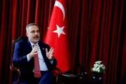 نظام سیاسی ایران فرو نمی‌پاشد