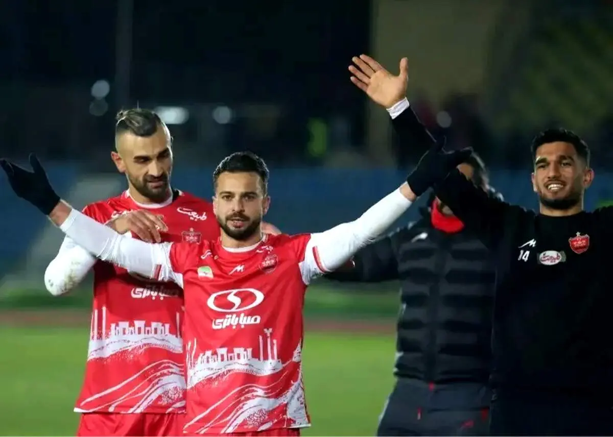 رونمایی از میهمان ویژه پرسپولیس؛ سردار دورسون هواداران را غافلگیر کرد