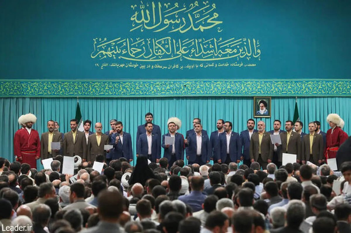 برگزاری مراسم عید بزرگ ولادت پیامبر اعظم(ص) و امام صادق(ع) در حسینیه امام خمینی(ره)