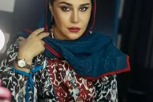 نسیم ادبی با استایل بسیار باوقار/ عکس