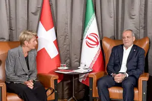 ایران در زمینه ساخت سلاح هسته‌ای آماده راستی‌آزمایی است/ رئیس جمهور سوئیس: از هر گونه تعامل سازنده ایران با آژانس استقبال می کنیم 