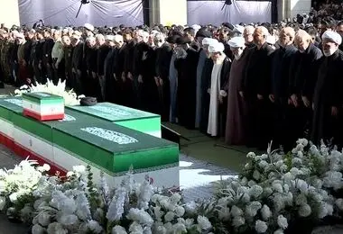 بدرقه میلیونی مردم در مصلی تهران/ اقامه نماز بر پیکرهای مطهر شهدا
