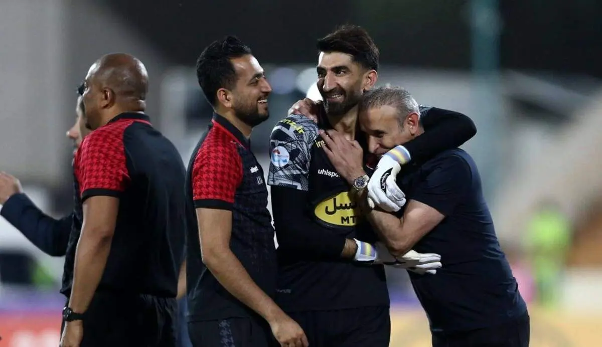 حمله تند یک پرسپولیسی به گلمحمدی و بیرانوند؛ شما نقش بازی میکنید!