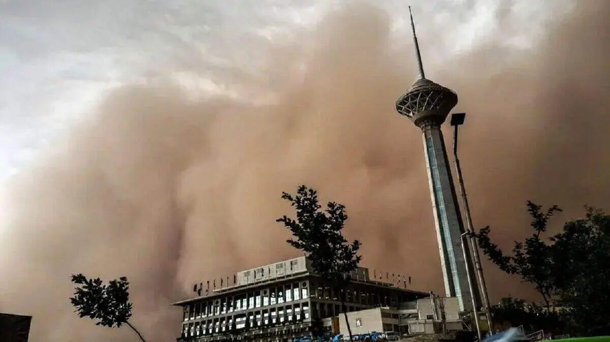 طوفان در تهران
