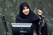 نماینده زن مجلس: وهن جمهوری اسلامی است که مافیای خودرو نفس آن را تنگ کنند
