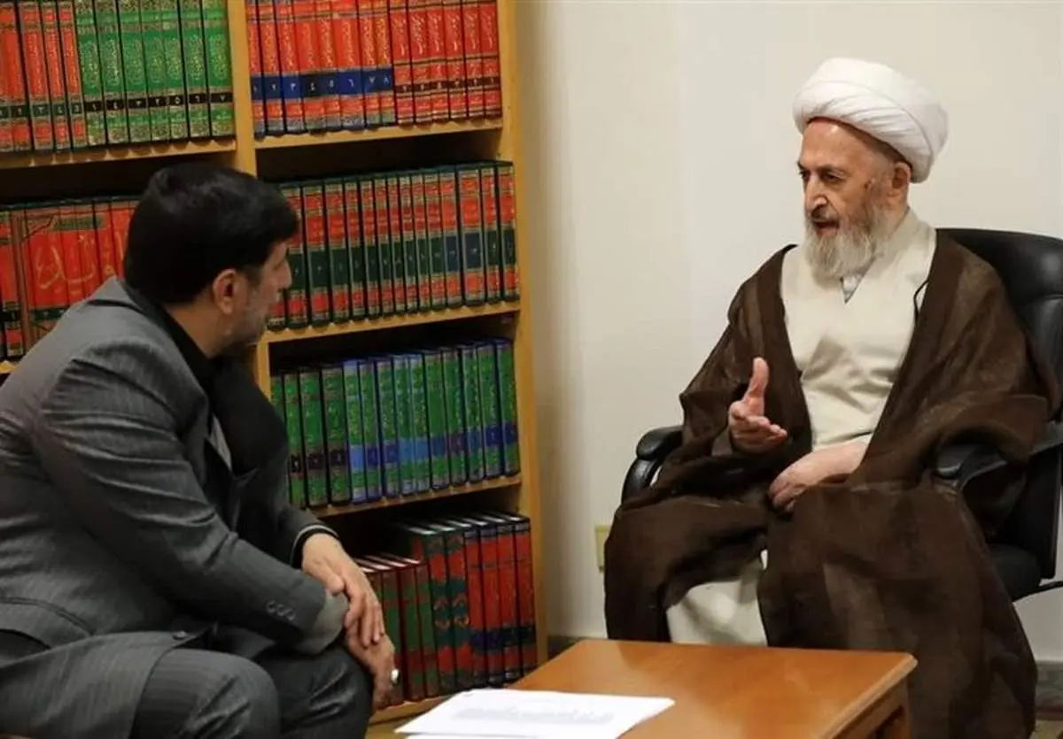 انتقاد یک مرجع تقلید از آپارتمان سازی و افزایش کرایه ها در قم