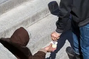 گدای مشهدی بازداشت شد/ بیش از ۶۹میلیون تومان پول نقد در جیبش داشت!