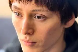 فرشته حسینی با موهای پسرانه بازگشت/ عکس