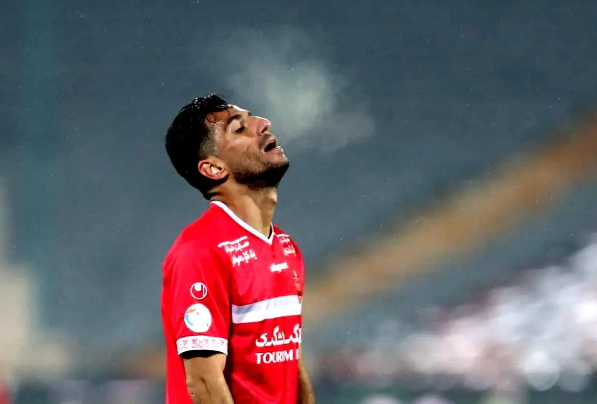 تست مدافع پرسپولیسی در تمرین تراکتور