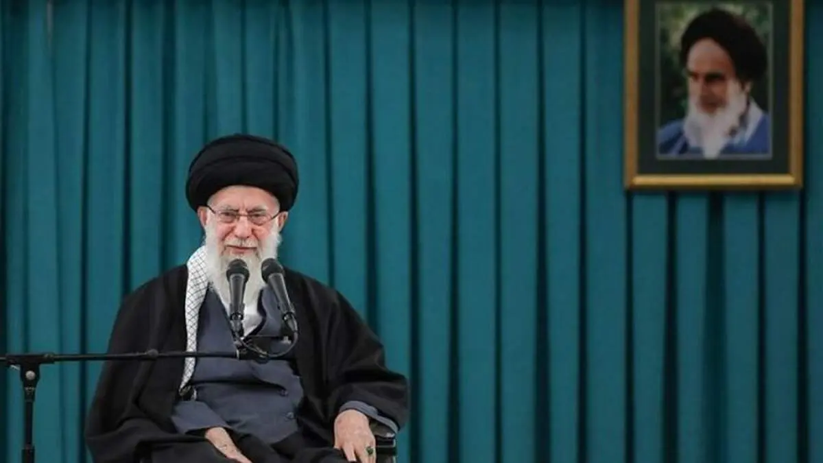 توییت معنادار تحلیلگر عراقی درباره حضور رهبر انقلاب درمسجد جمکران!