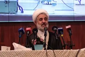 با هر روز تعطیلی نزدیک به ۳۰ هزار میلیارد تومان به اقتصاد و مردم آسیب وارد می‌شود