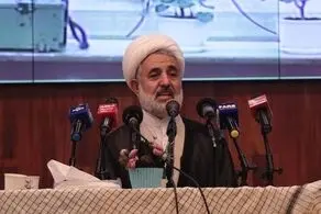 با هر روز تعطیلی نزدیک به ۳۰ هزار میلیارد تومان به اقتصاد و مردم آسیب وارد می‌شود