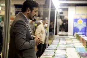 بازدید ۵ ساعته سخنگوی شورای نگهبان از نمایشگاه کتاب/ رونمایی از کتاب پدر موشکی