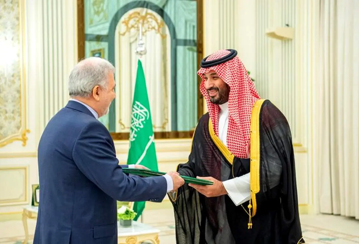 سفیر ایران استوارنامه خود را تقدیم محمدبن سلمان کرد 