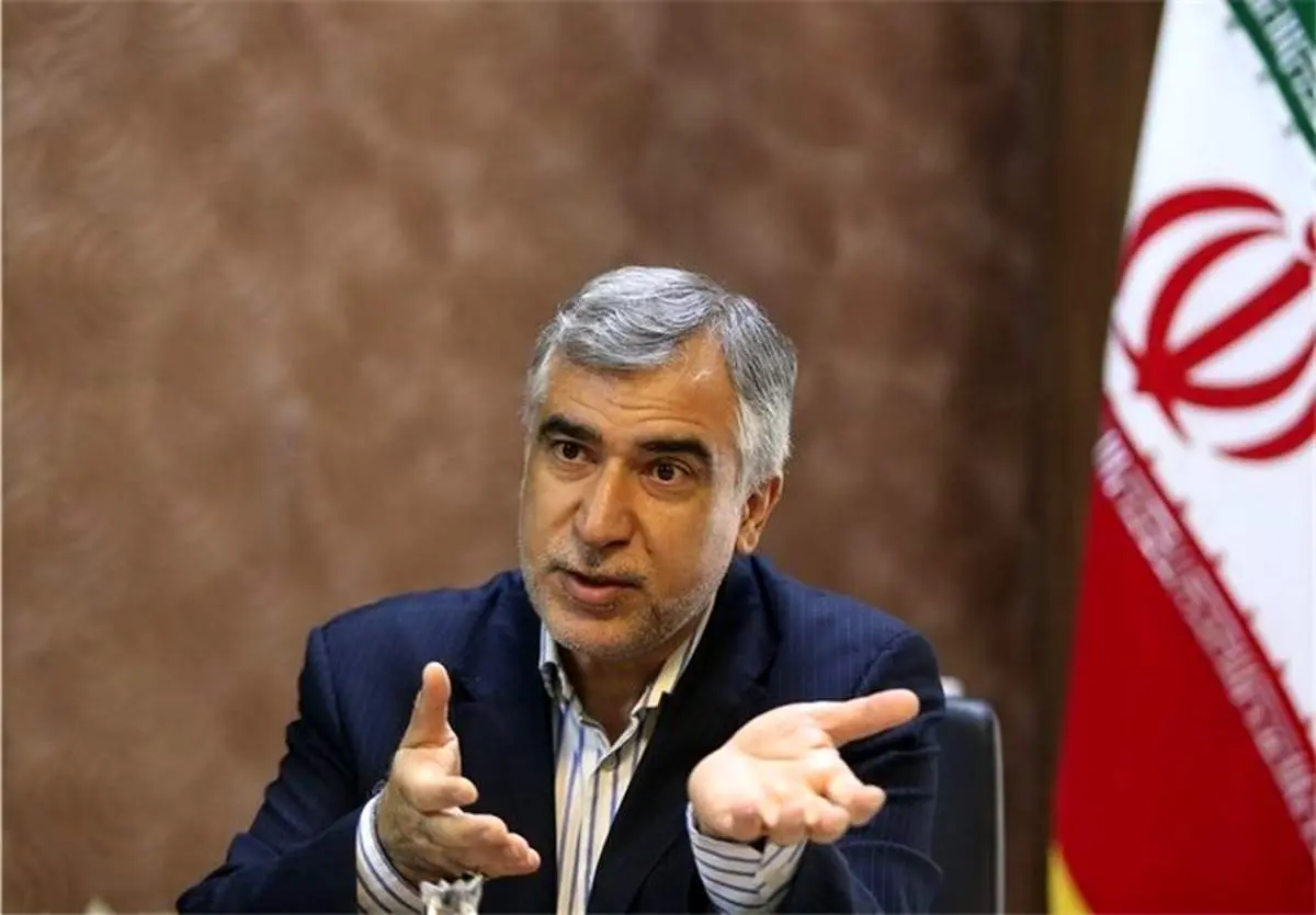 جلیلی خبر ندارد که بابک زنجانی به ستاد او کمک کرده یا خیر، اگر هم اتفاقی افتاده باشد جلیلی نمیداند
