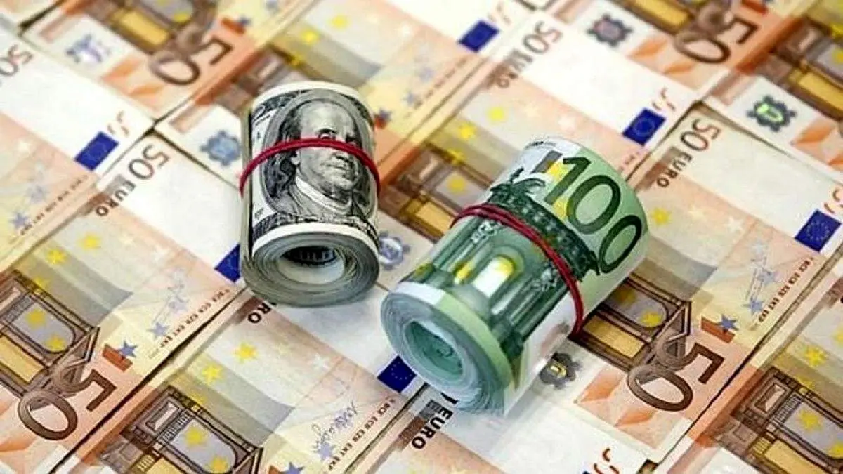ریزش سنگین قیمت دلار در آستانه تعطیلات/ جدول قیمت امروز دوشنبه ۳۰ تیر ۱۴۰۴