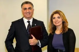 افتضاح دیگر از پهلوی؛سفر سه ماهه زن رضا پهلوی با یک پورن استار!/ فیلم و عکس