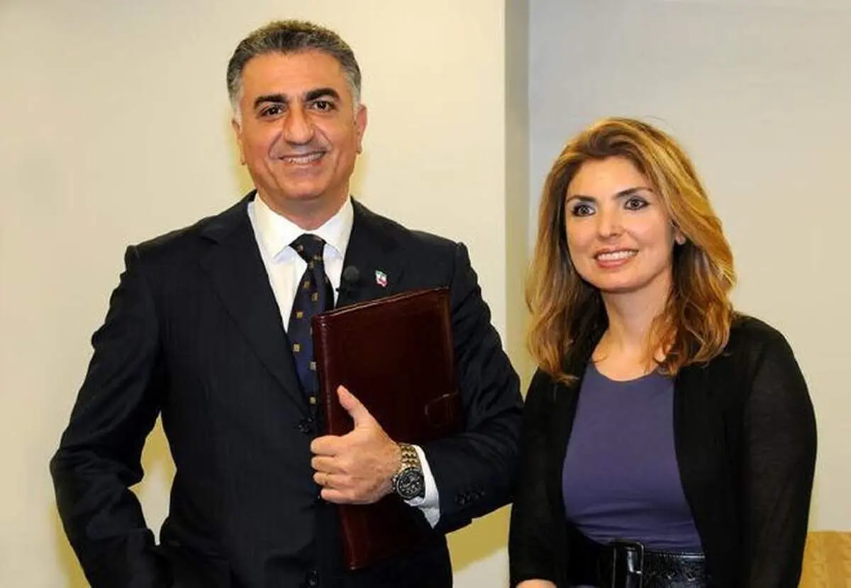 افتضاح دیگر از پهلوی؛سفر سه ماهه زن رضا پهلوی با یک پورن استار!/ فیلم و عکس