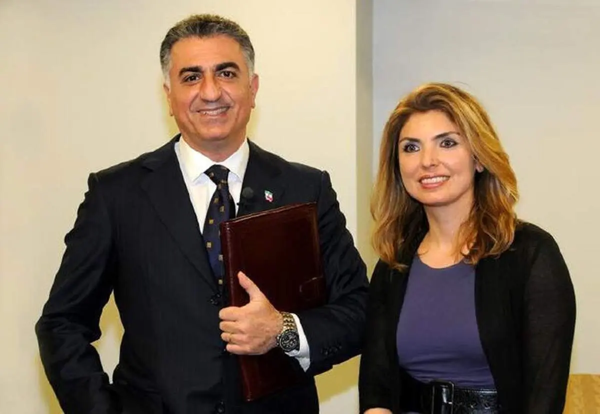 افتضاح دیگر از پهلوی؛سفر سه ماهه زن رضا پهلوی با یک پورن استار!/ فیلم و عکس