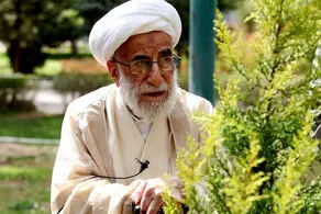 آیت الله جنتی برای مجلس خبرگان ثبت نام کرد یا خیر؟ 