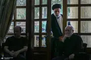 عکس تازه و دیده نشده از برادر رهبر انقلاب + ببینید 