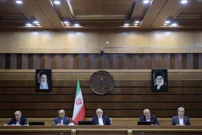 جامعه در پرداخت مالیات نباید احساس کند که مورد ظلم واقع شده است