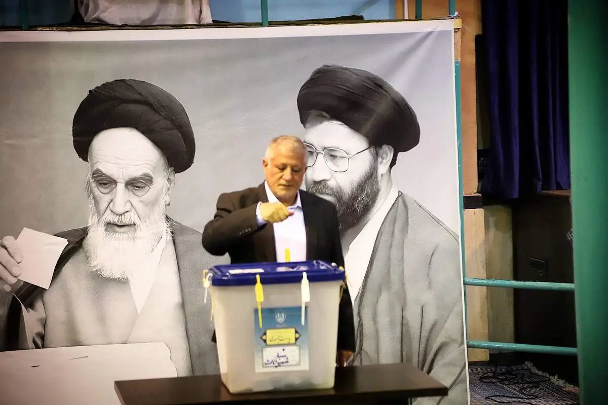 امیدوارم هر چه به صلاح مردم ایران است، از صندوق های رای بیرون آید